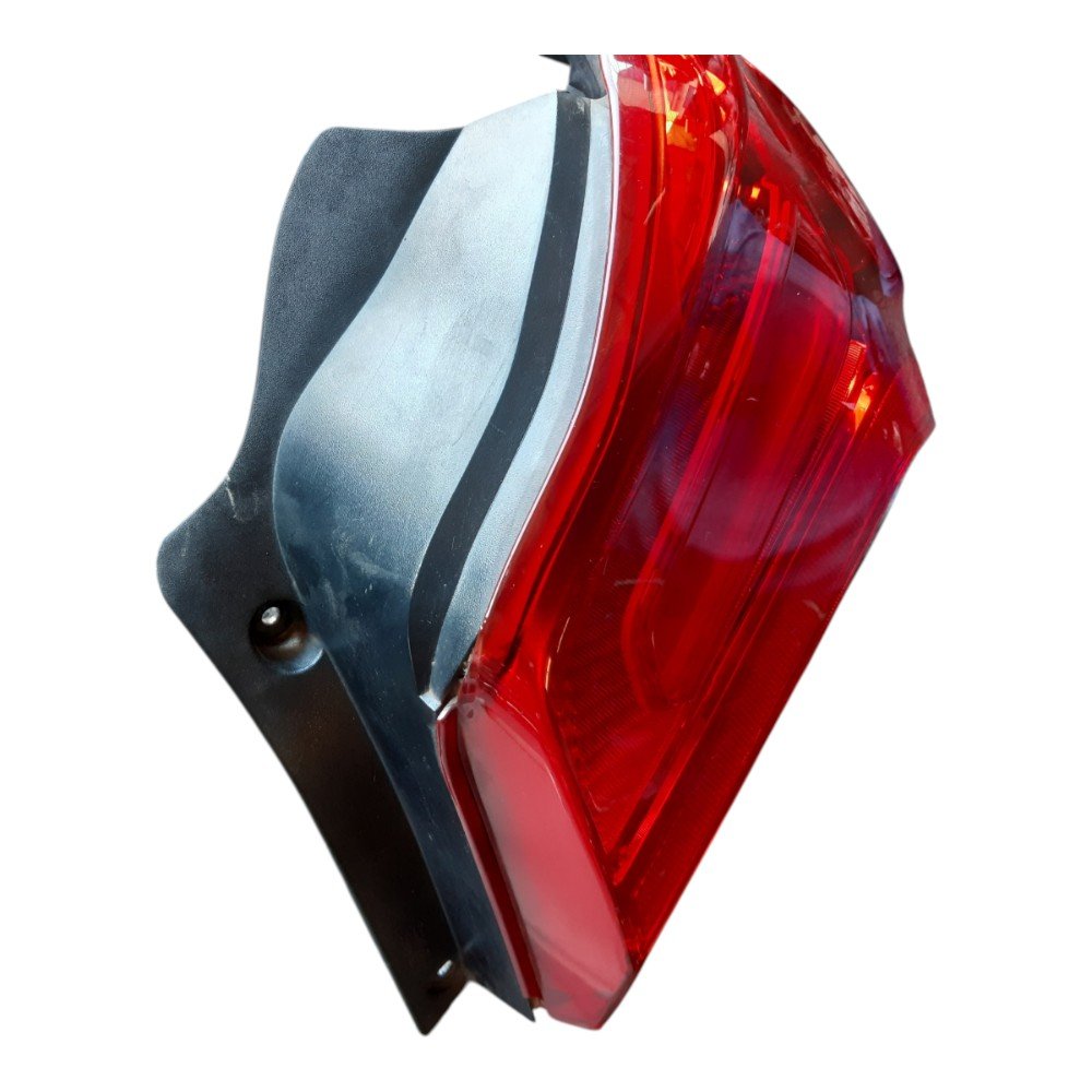 Lanterna Direito Gm Onix 2017 A 2019 Original Usado Direito/passageiro - Imagem 3