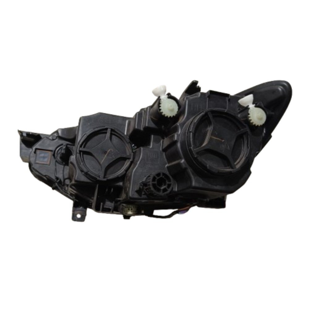 Farol Direito Tracker 2024 Com Detalhe - Imagem 5