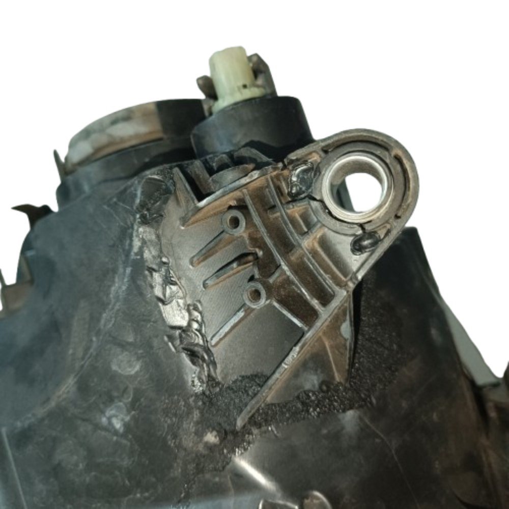 Farol Direito Up 2021 Com Detalhe - Imagem 8