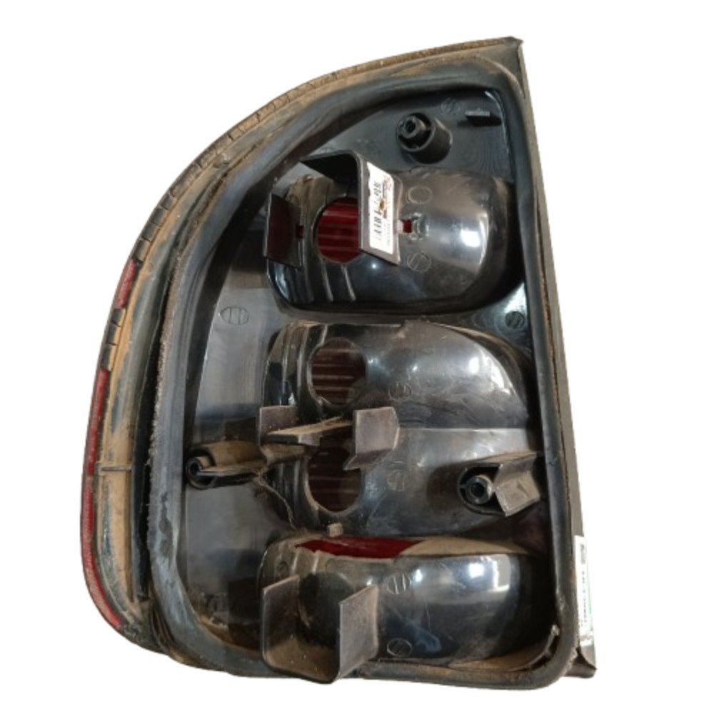 Lanterna Direita Corsa Sedan 2000 Paralela Direito/passageiro - Imagem 3